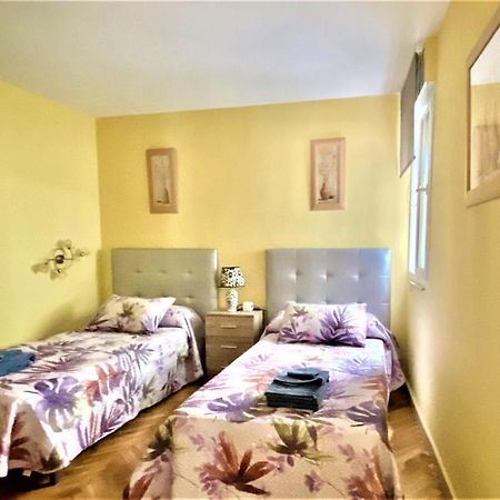 Housingleon- Barrio Humedo Apartment Bagian luar foto