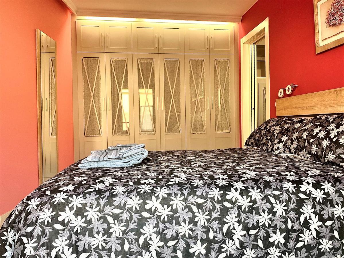 Housingleon- Barrio Humedo Apartment Bagian luar foto
