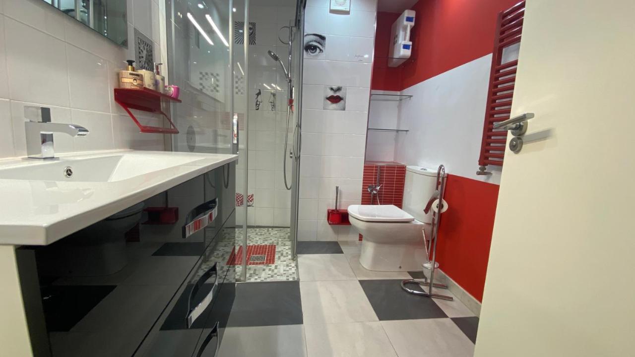 Housingleon- Barrio Humedo Apartment Bagian luar foto
